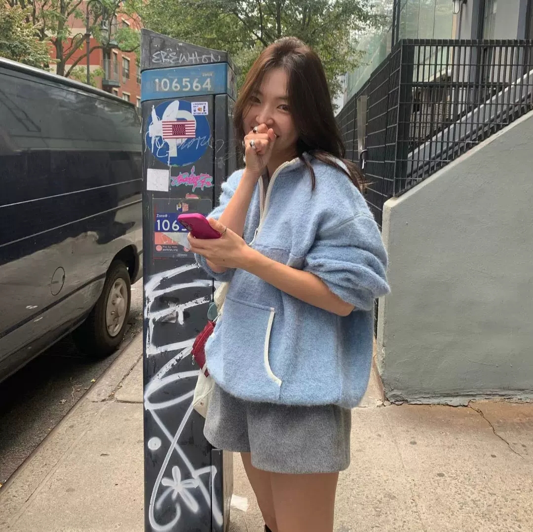 2天 2025冬季新韩国东大门tan*at宽松纯色软糯毛绒半拉链卫衣外套