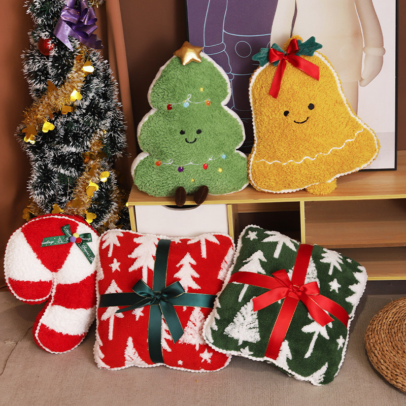 圣诞抱枕靠垫圣诞麋鹿拐杖铃铛礼盒玩偶公仔圣诞房子节日装饰礼物