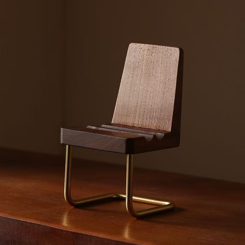 Decoraciones de escritorio creativas de madera de latón silla de madera maciza soporte de teléfono móvil taburete de madera de nuez