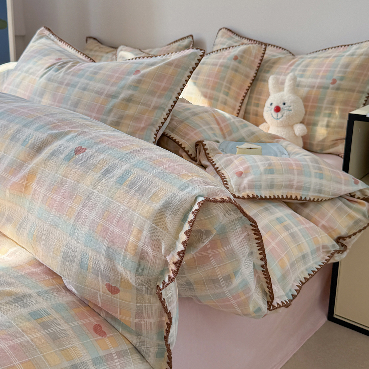 Cama de hilo de doble capa de algodón de grado materno-infantil de clase A, funda de edredón de algodón de cuatro piezas, sábana 2025 nuevo estilo universal de cuatro estaciones