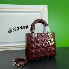 �ٴ��¿����r�������Ů�μ�б���������F�ٴ�Ů�������e�L