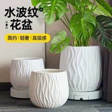 ���ϻ�������бP��֬�Ӻ�����������lؔ�������B�p�ݸд�̖