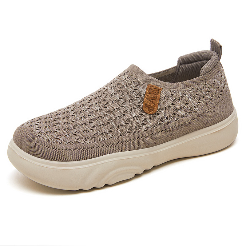 Zapatos de mujer con suela suave no cansen los pies, nuevos zapatos de tela de verano de Beijing viejos zapatos de madres de mediana edad y zapatos casuales. image 10