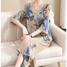 妈妈装春天中老年人春装夏季套装老年人妈妈洋气高档女装中年雪纺