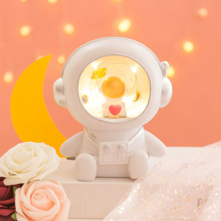 Astronaut night light (Nordic) piggy bank, LED bedroom lamp, cute birthday gift