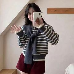 披肩连帽条纹针织开衫女2025秋冬新款外搭独特漂亮超好看毛衣外套