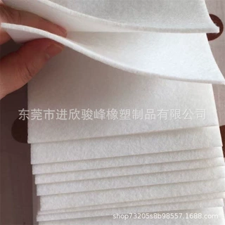厂家定制针刺无纺布吸水拒水阻燃白色黏胶汽车内饰涤纶针刺棉