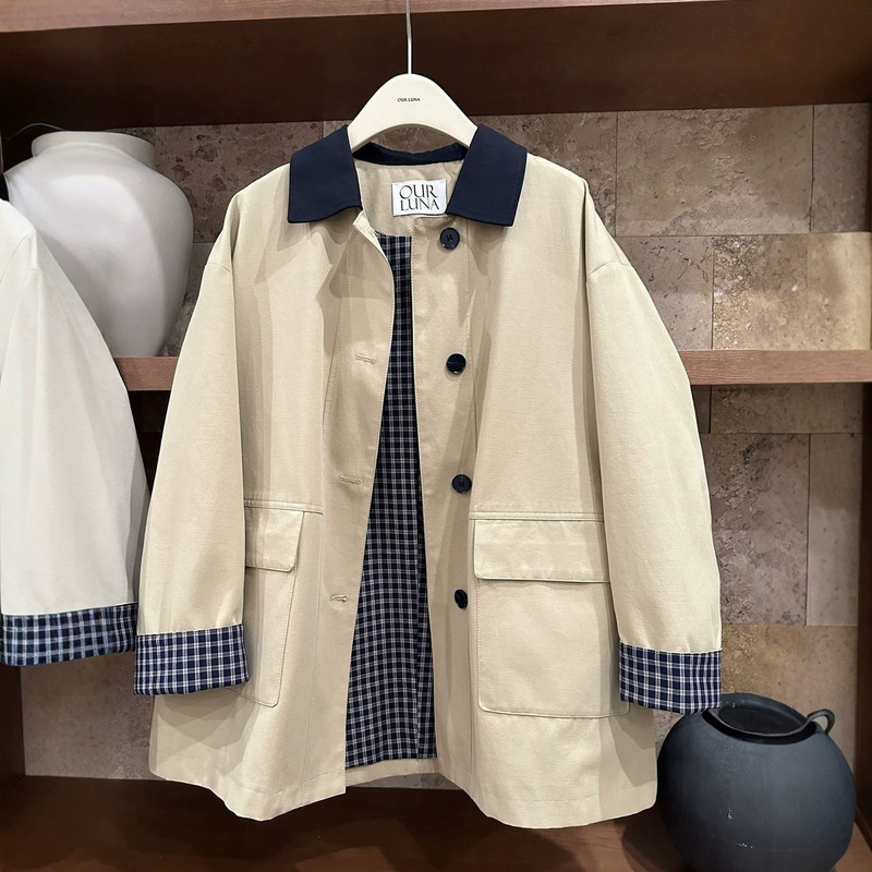 Korean-style plaid trench coat with lining, new autumn collection, loose fit, slimming, mid-length khaki jacket with large pockets