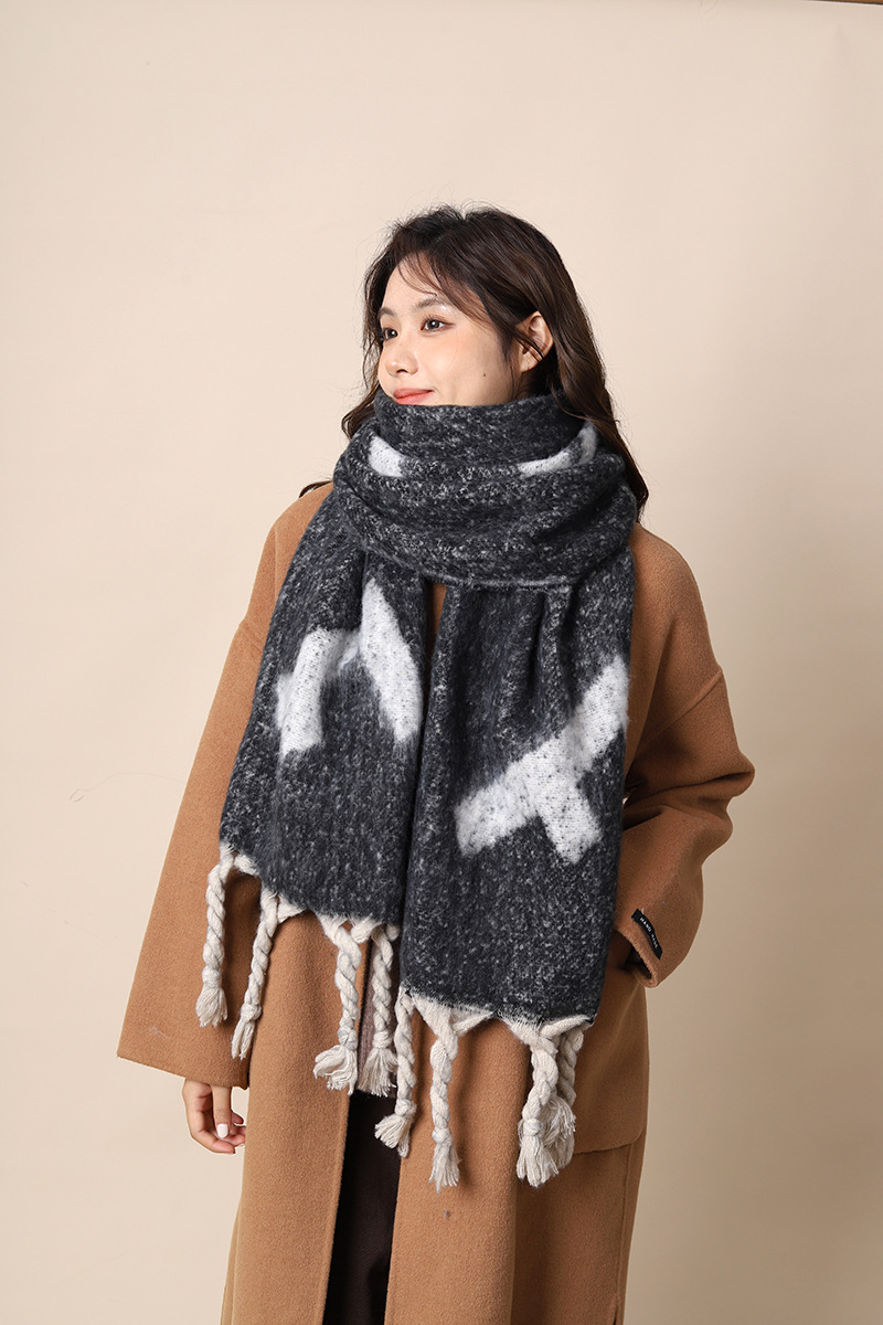 New Korean Women's Winter Grey Haircoat Thick Warm and Cold proof Couple's Shawl High End Scarf_voghion.com