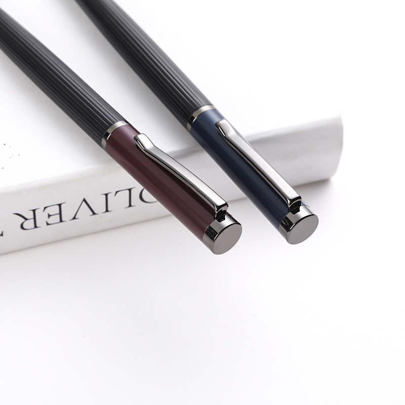 Pluma estilográfica de metal de alta gama, regalo de grabado, bolígrafo de góner, bolígrafo de firma de metal, logotipo de letras de bolígrafo de reunión de negocios