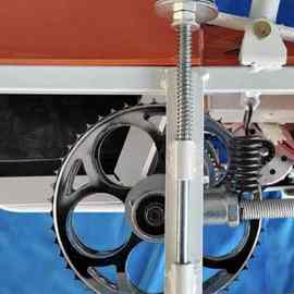 冰上游乐设备网红塑料电动冰车冬季爬犁景区滑冰车老式儿童滑冰车