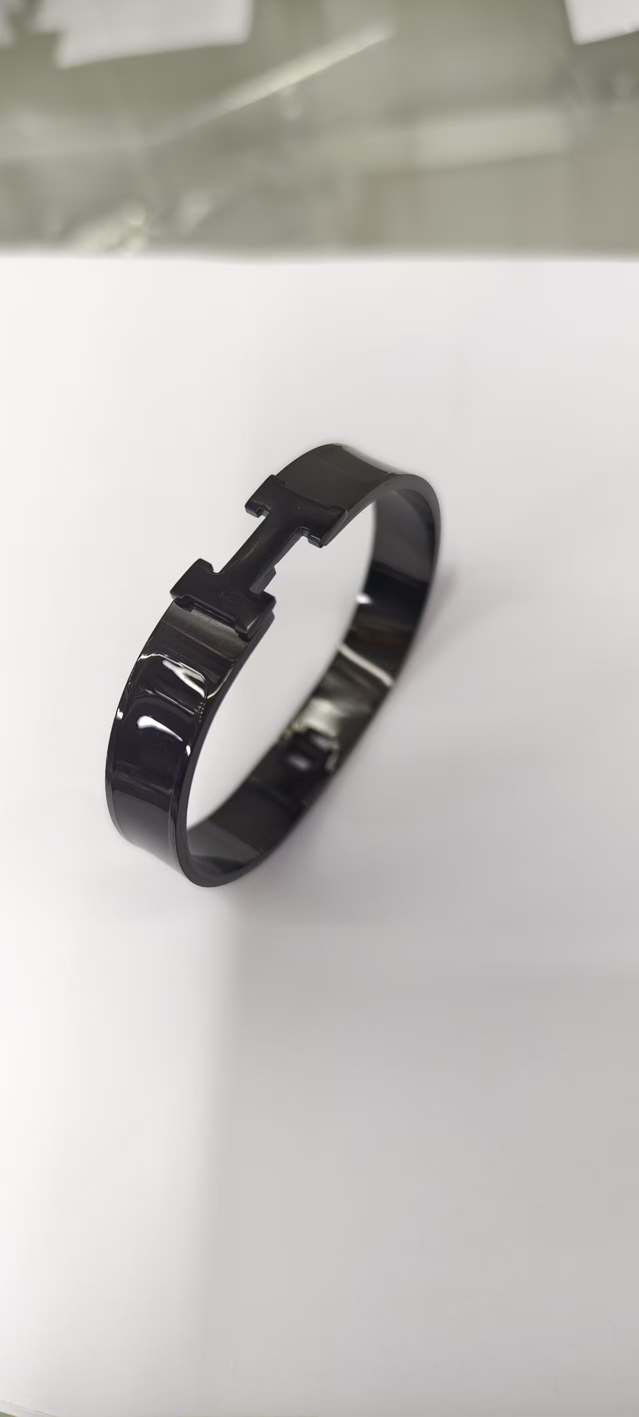 Black bracelet, 12mm