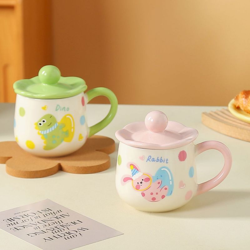 蓋付きのかわいい漫画のセラミックマグ、新鮮で見栄えの良い朝食ミルクカップ、オフィスコーヒーカップ、お土産|undefined