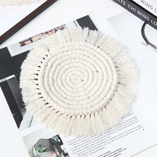 Pure Cotton Coaster Hand-woven Round Coaster Heat Insulation Anti-scalding Dining Table Mat Wooden Coaster Decorative Tassel Coaster