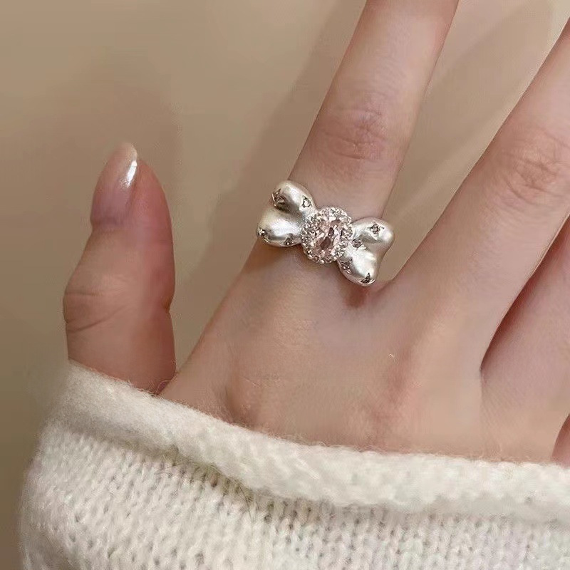 Fashionable matte cute ring with bow