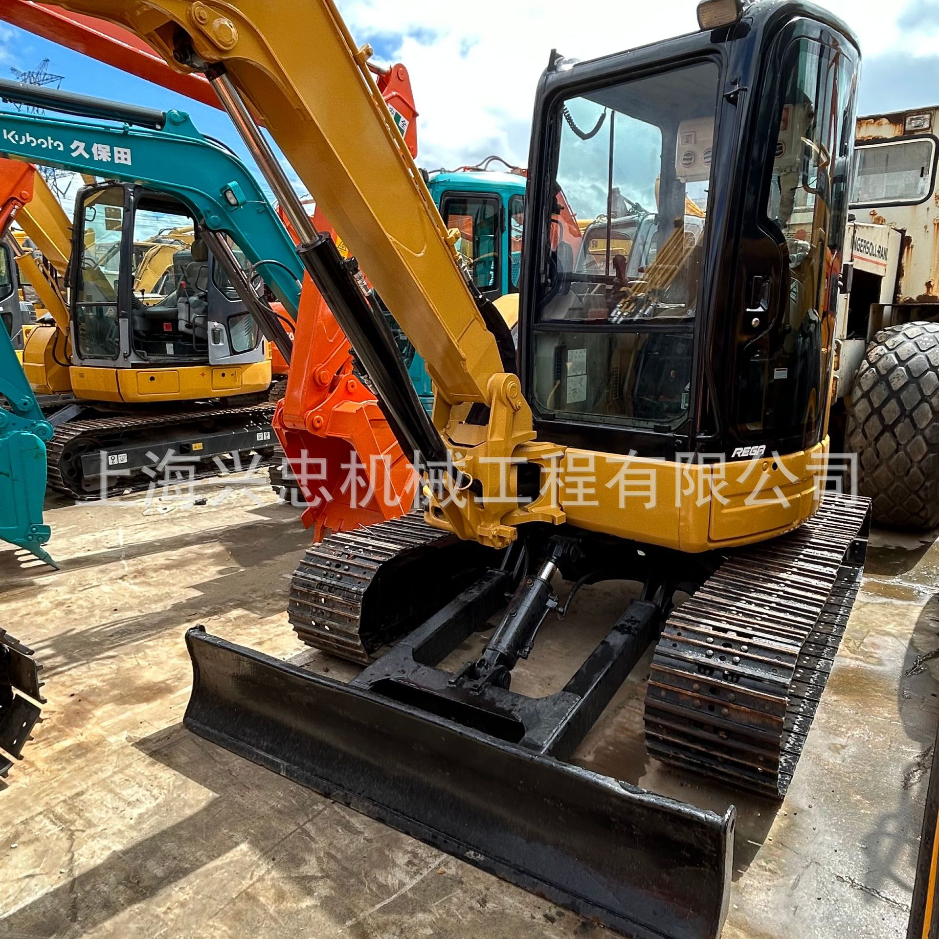 卡特 304CCR挖掘机卡特 304CC挖掘机