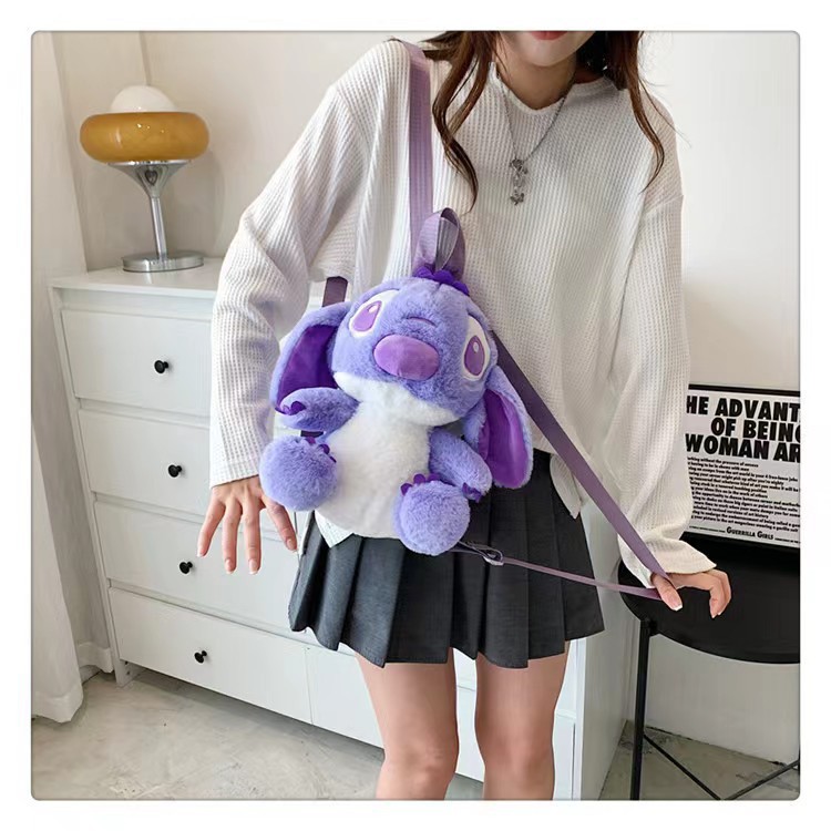 Lindo bolso de felpa femenino 2024 nuevo estilo Stitzi muñeca mochila mochila de dibujos animados estilo occidental