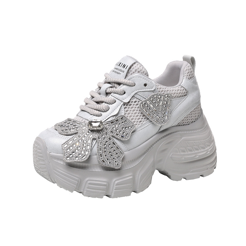 Giày sneaker chunky đế dày tăng chiều cao đính đá cho nữ — Màu trắng