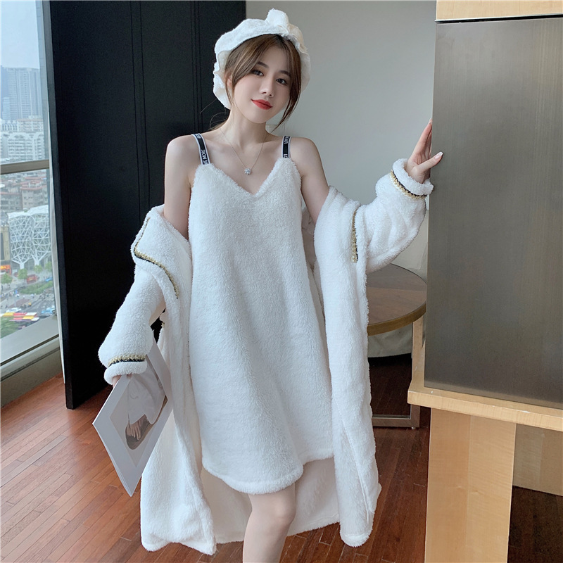 睡衣女冬季保暖新品加厚双面绒外袍吊带裙发带三件套现货家居服