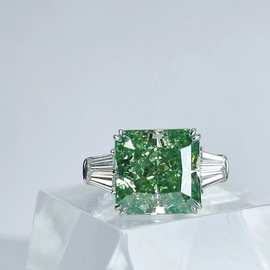 GIA国际证书10.90CT三石款绿钻戒指净度SI1时尚精致方形钻石戒指