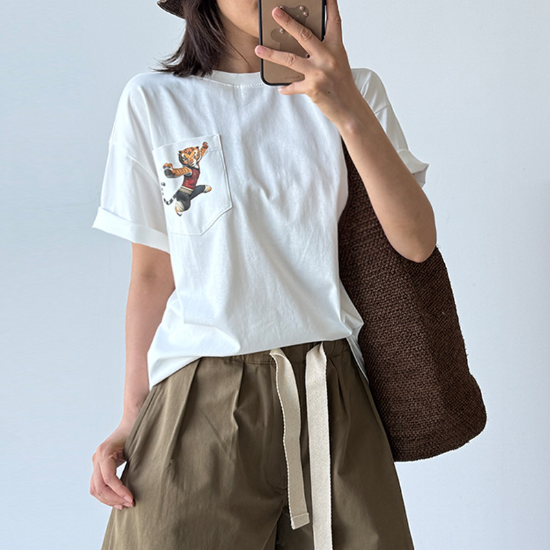 Italian ETRO pocket tiger print white short-sleeve T-shirt for men and women, loose fit, casual, fun cartoon design, minor imperfections