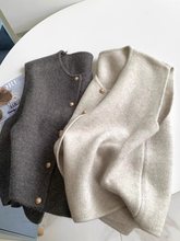 老钱风叠穿针织马甲背心2025春装新款女秋冬坎肩宽松开衫外搭毛衣
