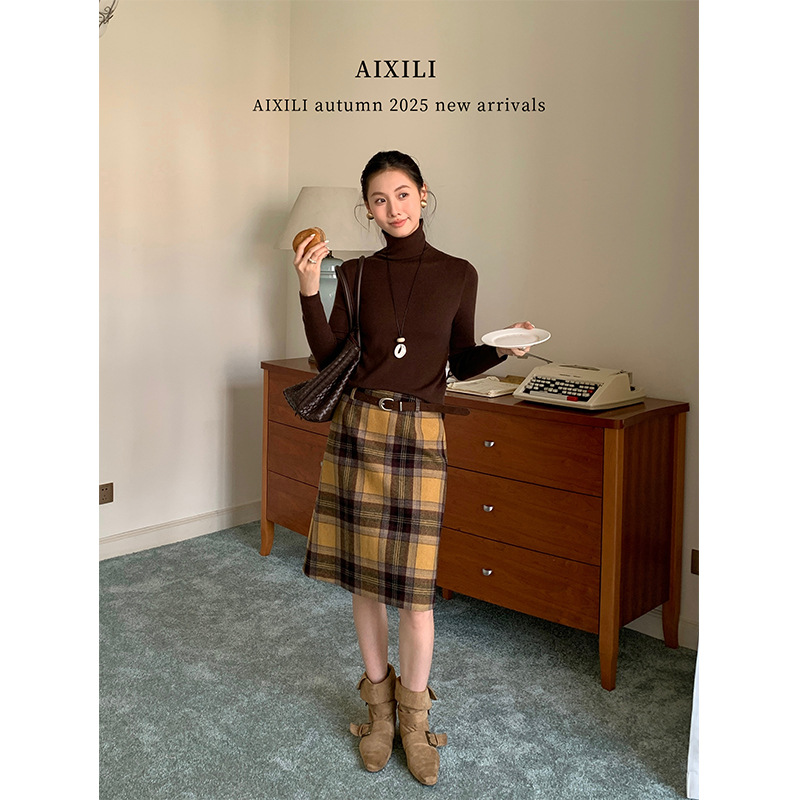 爱西里2025秋气质时髦高级复古撞色格纹半身裙显瘦遮胯中裙15591