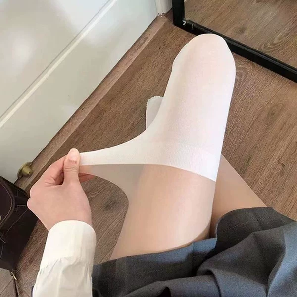 Black and knee on the skin