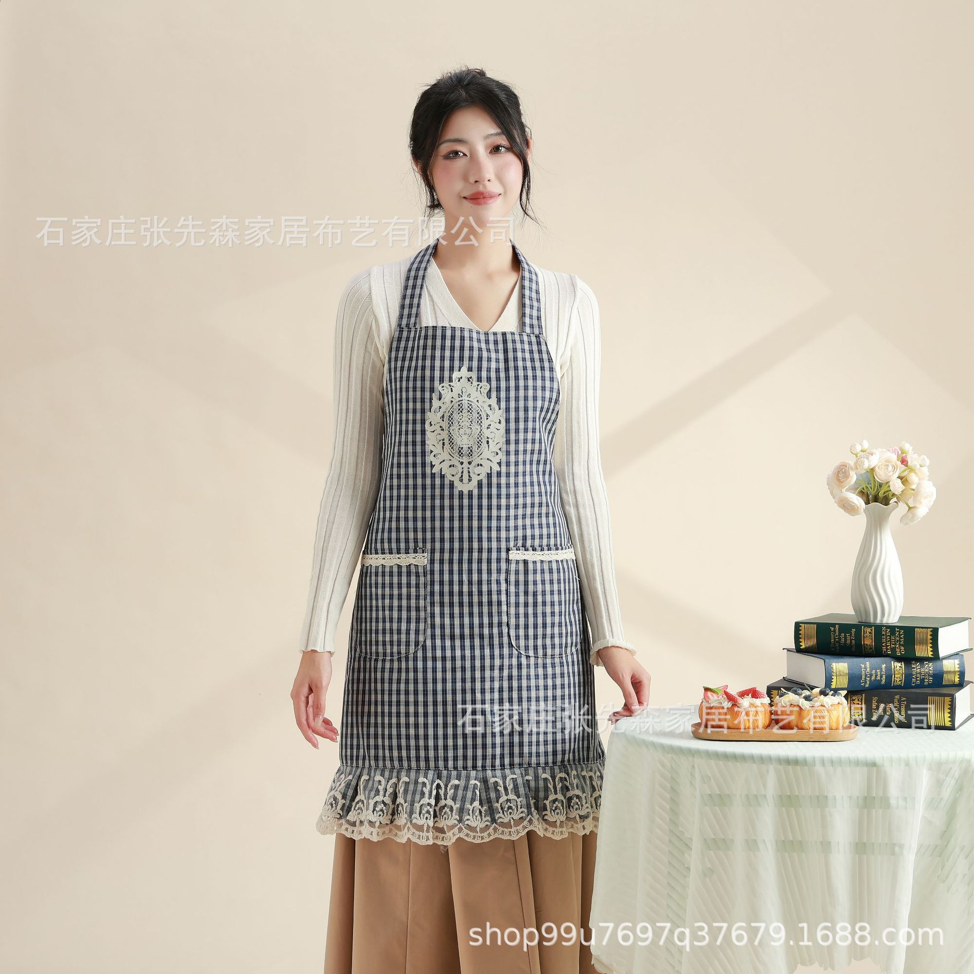 new cotton and linen apron household women‘s kitchen cooking fresh thin breathable type work clothes cotton and linen apron milk tea