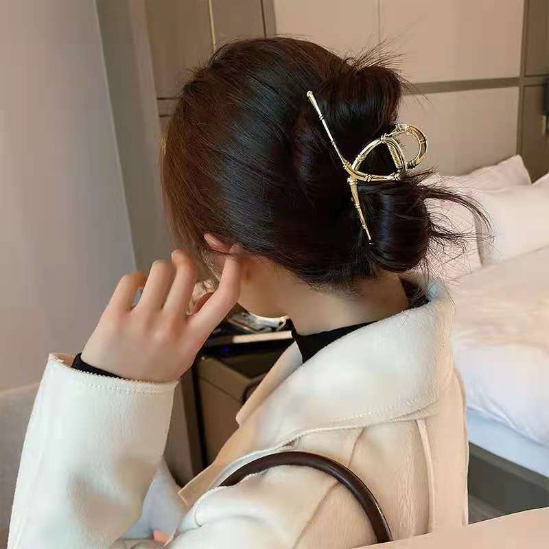 2482628c14527fe9b6d9e65f16da08