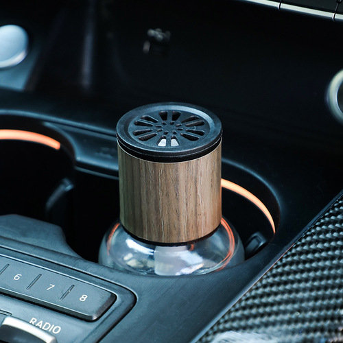 Car Aromatherapy Car Home Dual-Purpose Perfume Essential Oil Car Fragrance Long-lasting Light Fragrance Car Ornaments Manufacturer Wholesale