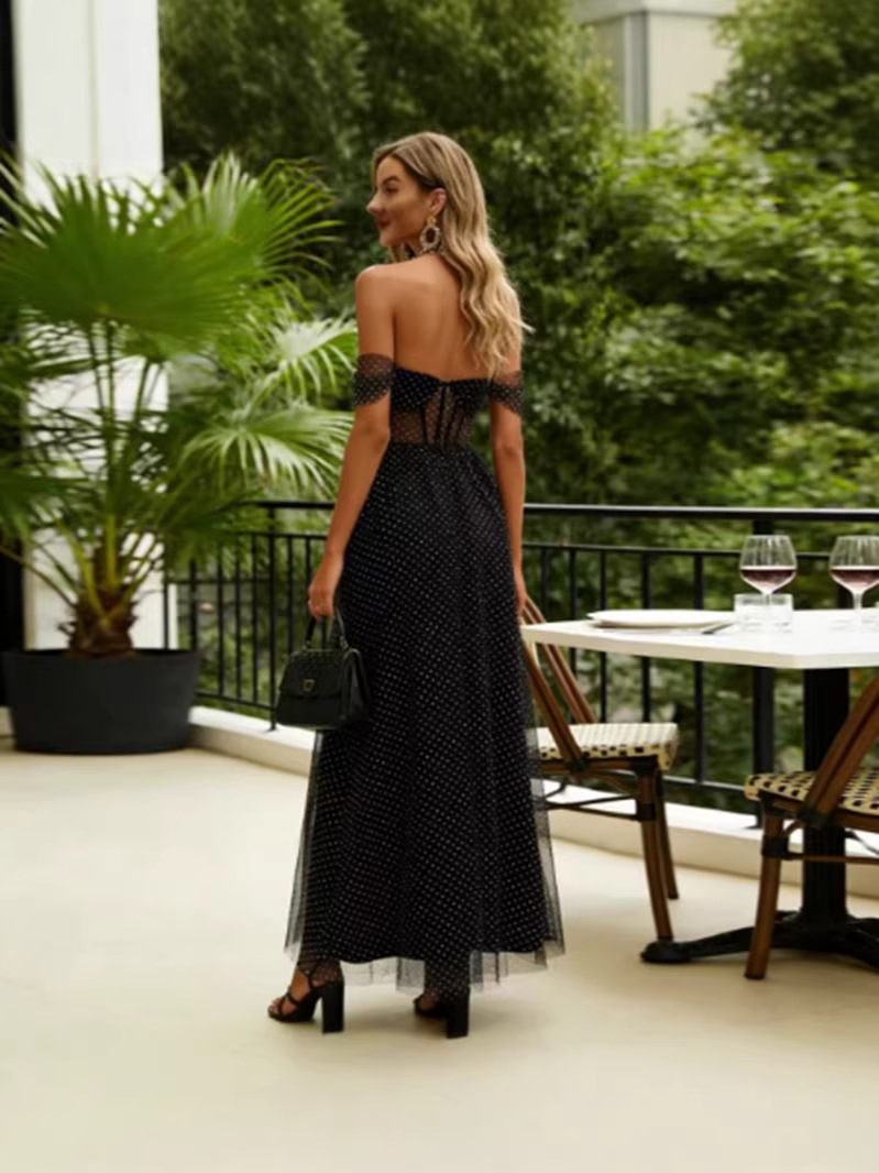2025 Impresionante vestido de noche para mujeres con una sensación de alto nivel para el día del estudiante Ceremonia de mayoría de edad Vestido Prueba de habilidad Falda de gasa con brillo fino y diamantes calientes de un solo hombro