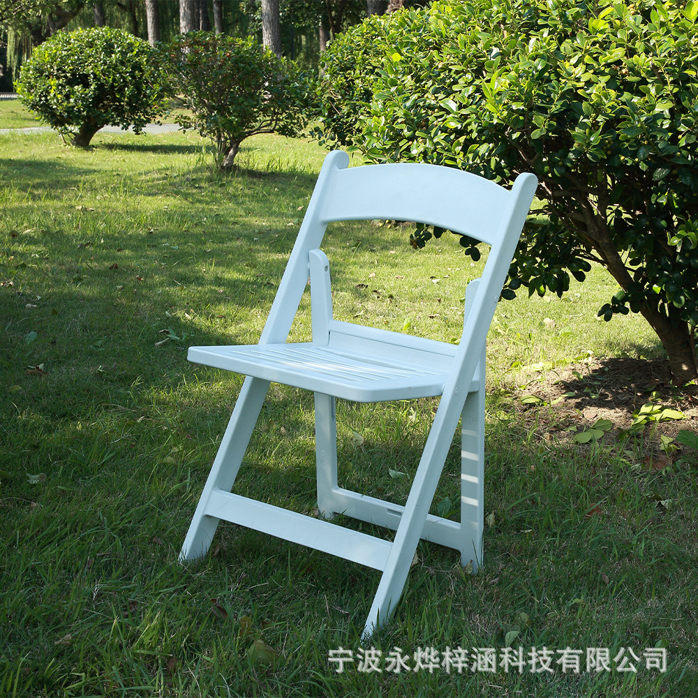 silla plegable de resina a prueba de agua y antideslizante simple al aire libre fuerte silla plegable de placa de asiento transversal interior