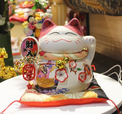 Le Meow 7-inch Sakura Cat Piggy Bank Ceramic Lucky Cat Wholesale Store Home Living Room Ornaments Gifts