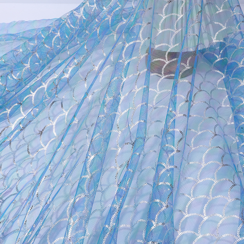 速卖通热销烫金鱼鳞数码印网布七彩鱼鳞网纱面料服装辅料玩具道具