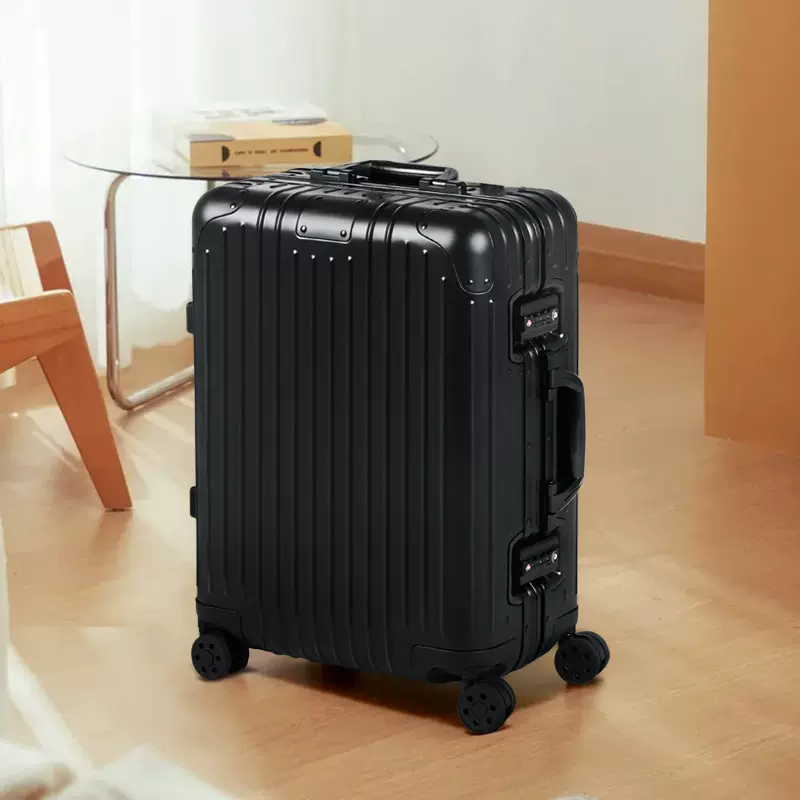 厂家现货20寸铝镁合金行李箱万向轮登机箱TSA海关密码锁灰色直发