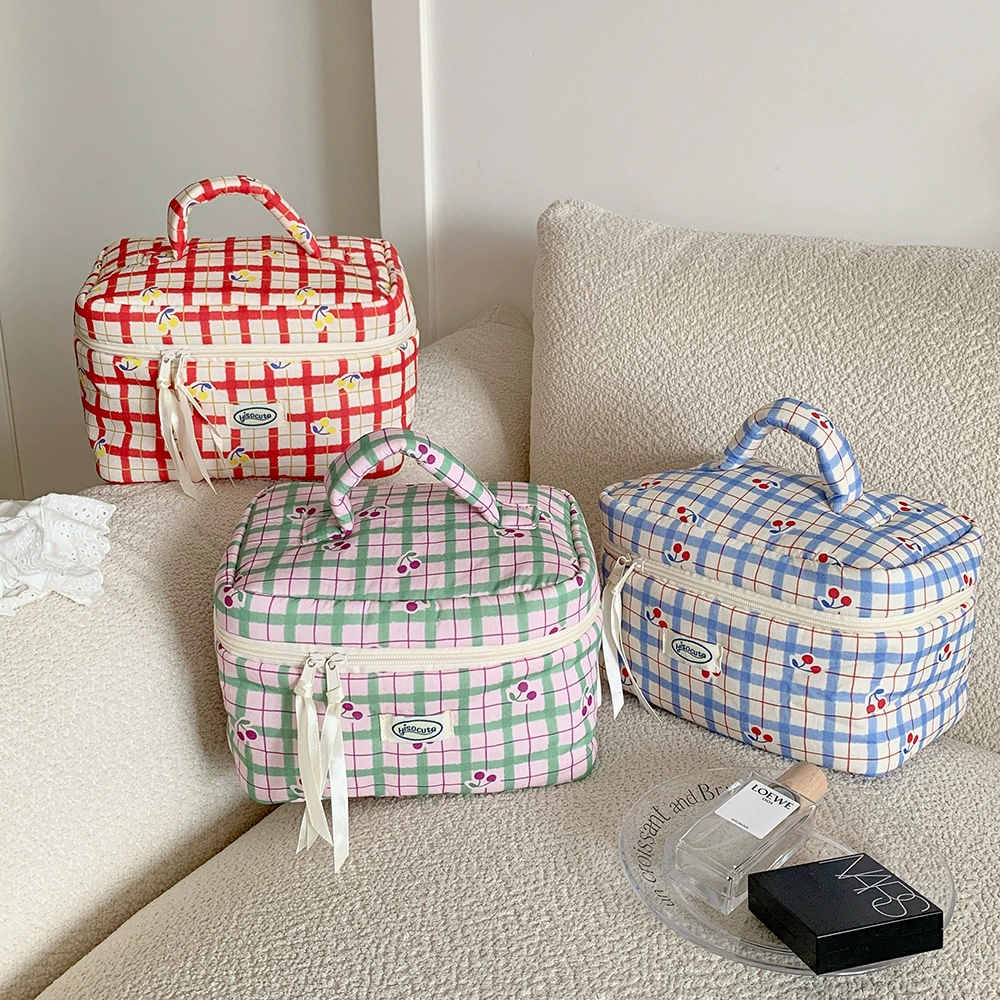 Удобная косметичка на руку, organizer bag, в корейском стиле