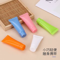 5mlホースローションハンドクリーム洗顔料分注ホース化粧品携帯分注ボトル回転カバーカラー空ボトル
