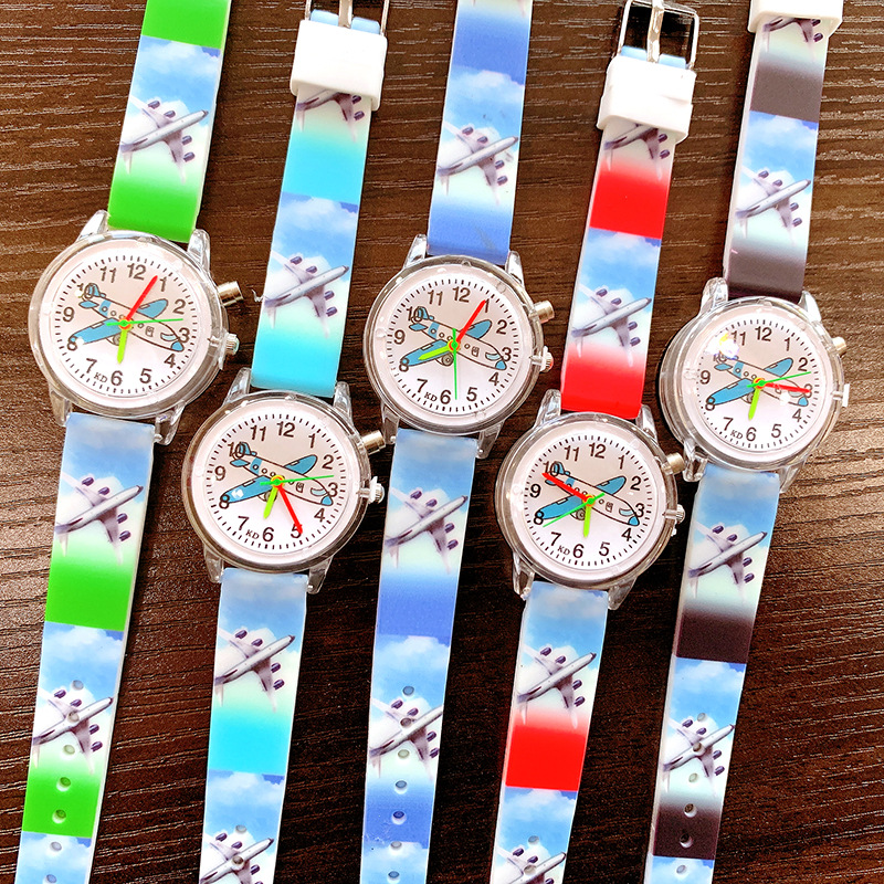 Aisha Niña de dibujos animados impreso reloj de cuarzo luminoso 2023 reloj para niños lindos al por mayor de suministro transfronterizo