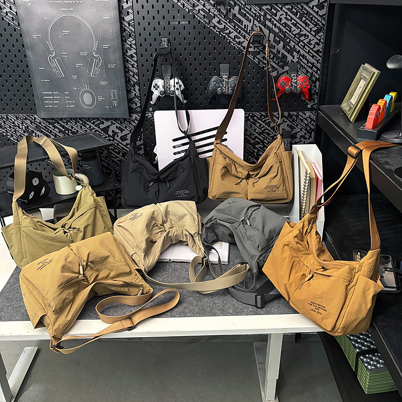 Unisex casual shoulder bag, crossbody bag, multi-pocket, water-resistant, large-capacity nylon bag