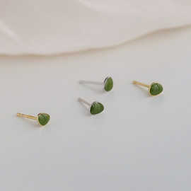 乾佳绿色迷你小巧s925纯银耳环简约气质耳钉复古精致耳饰女高级感