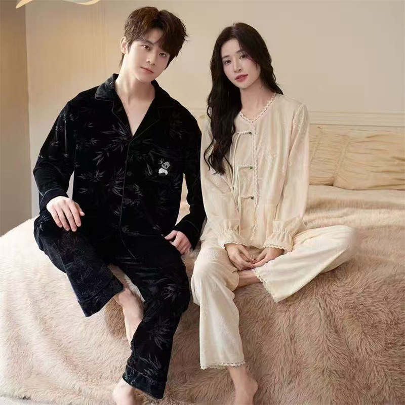 2026 New Couple Pajamas Autumn and Winter Gold Velvet Accessible Luxury Thin Velvet Bamboo Chinese Style Home Wear Set Can Be Worn Outside