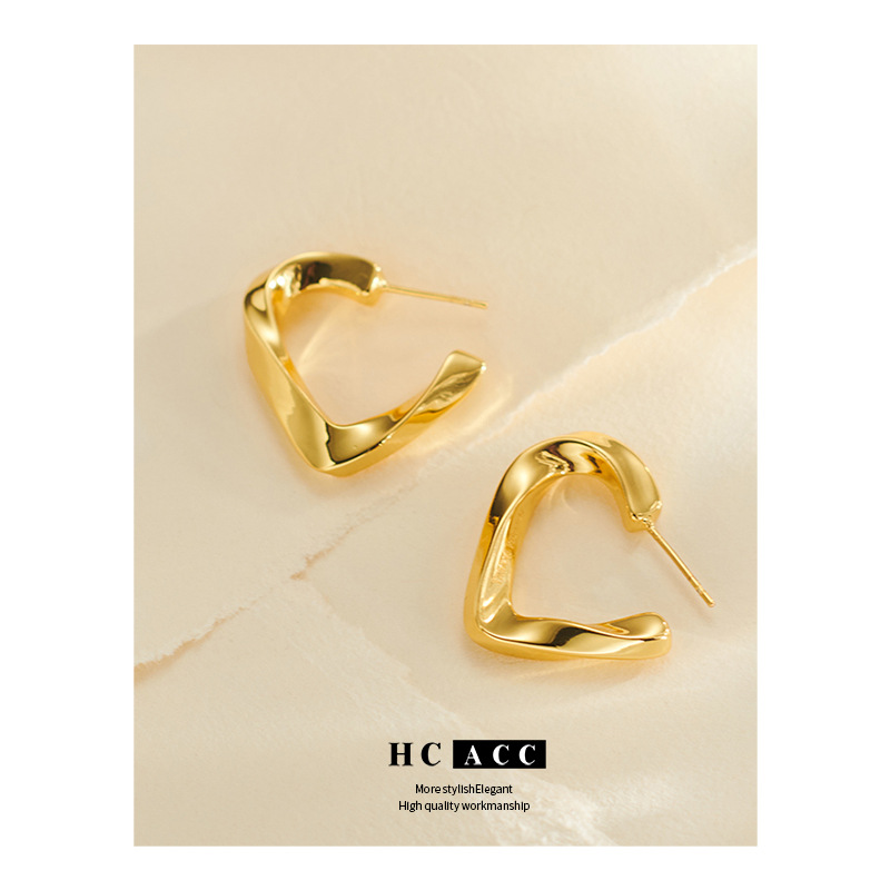 french-retro-womens-light-luxury-elegant-earrings-distinctive-european-and-american-high-end-ear-stud-design-geometric-metal-earrings