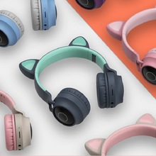 新品BT028头戴式蓝牙耳机猫耳朵发光炫酷可插卡可折叠无线耳机