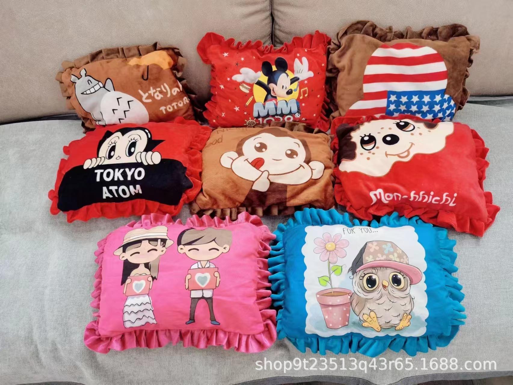 만화 레이스 베개