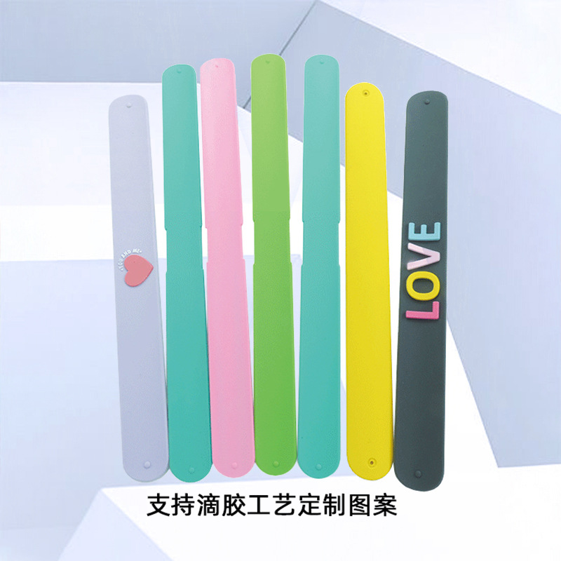 Factory molds multi-specification silicone snap bracelets children slap bracelets custom in-mold transfer printing colorful