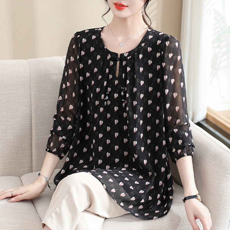 Early autumn loose fitting slimming and covering flesh with a quarter sleeved chubby MM chiffon printed shirt top, mother's middle-aged women's clothing