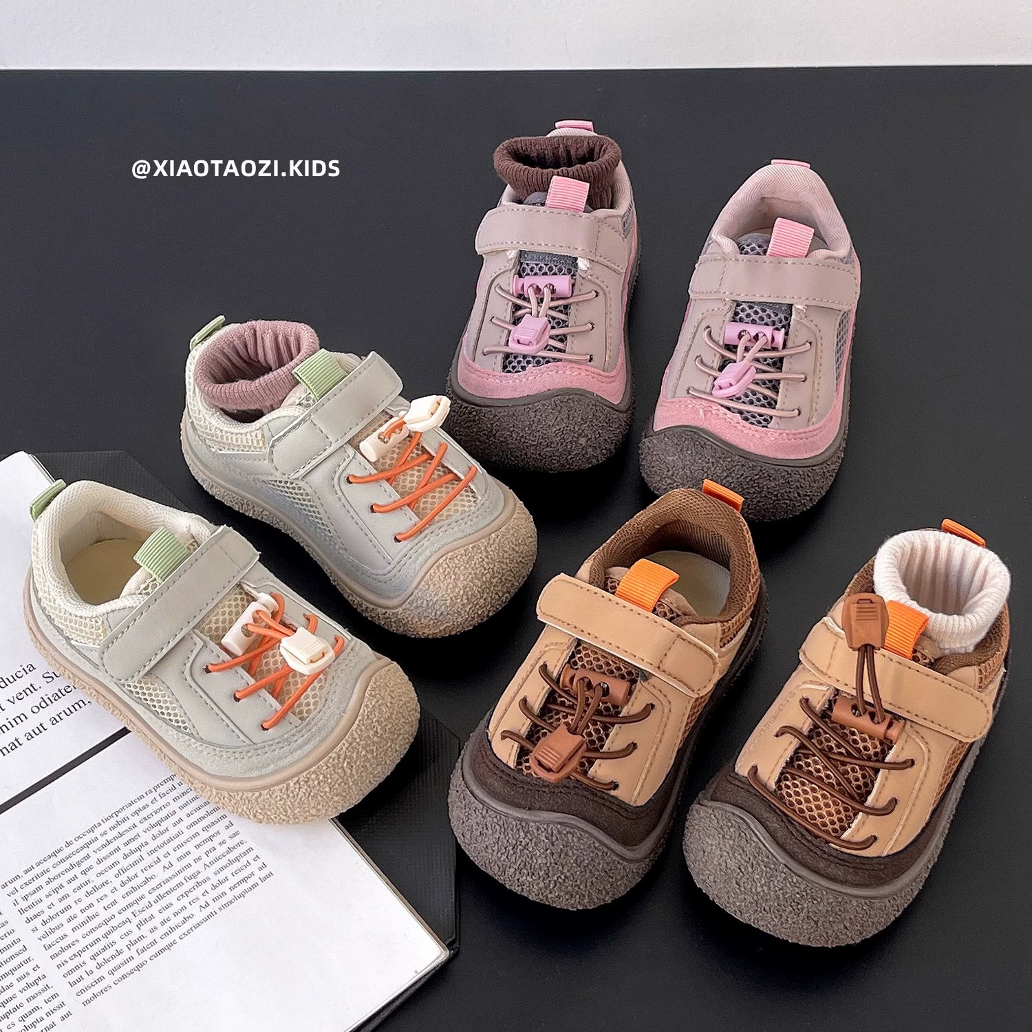 Детские кроссовки для девочек и мальчиков, весна-лето 2025, лёгкие, для походов на природе, с мягкой дышащей подошвой, повседневная обувь