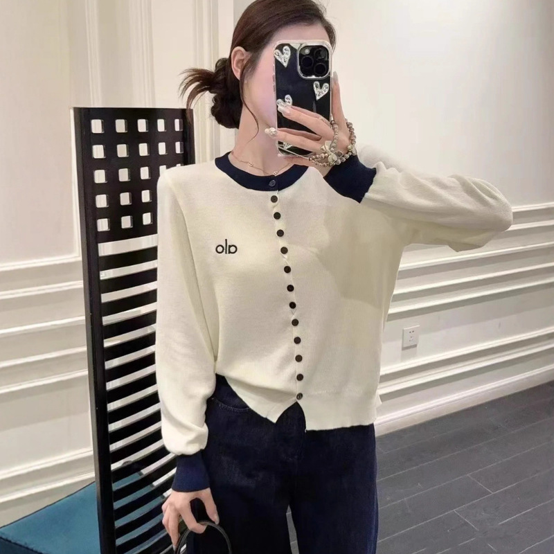 Alo Letter Embroidered Knitted Cardigan for Women, Chic Round Neck Contrasting Color Shirt, Long-Sleeved Design Bottoming Top for Outer Wear
