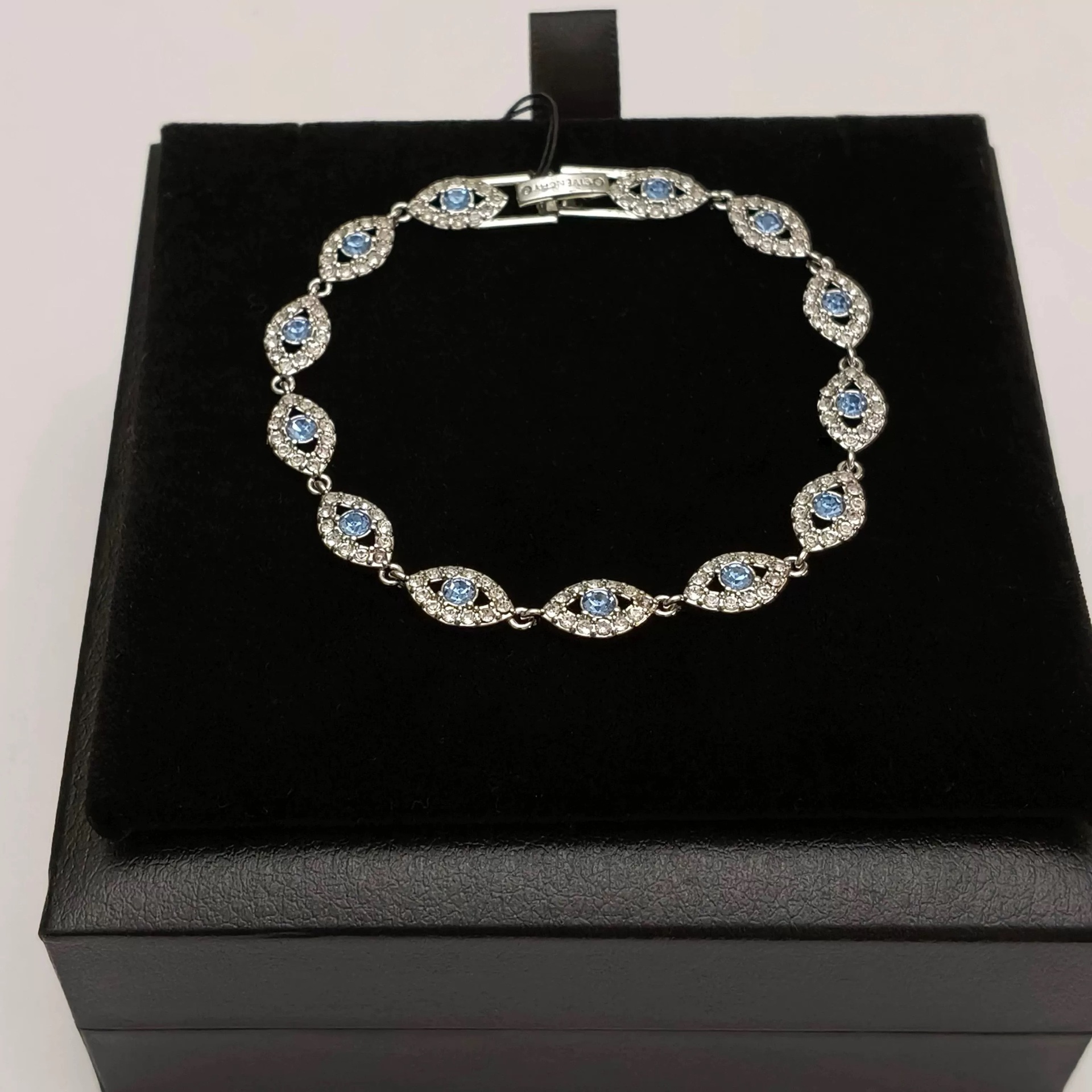 high quality Bracelet Female Angel Eyes Love Series Crystal Bracelet Holiday Gift Classic All-match